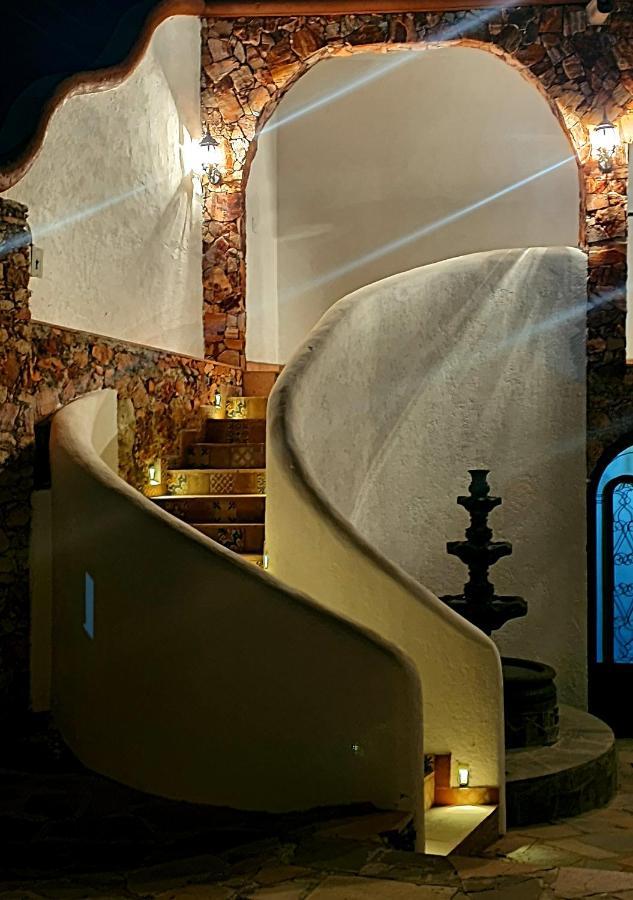 Hotel Beraka Bernal Exteriör bild
